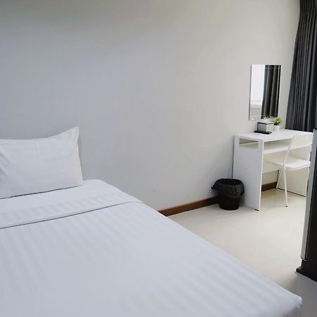 S44Room Bangkok Extérieur photo