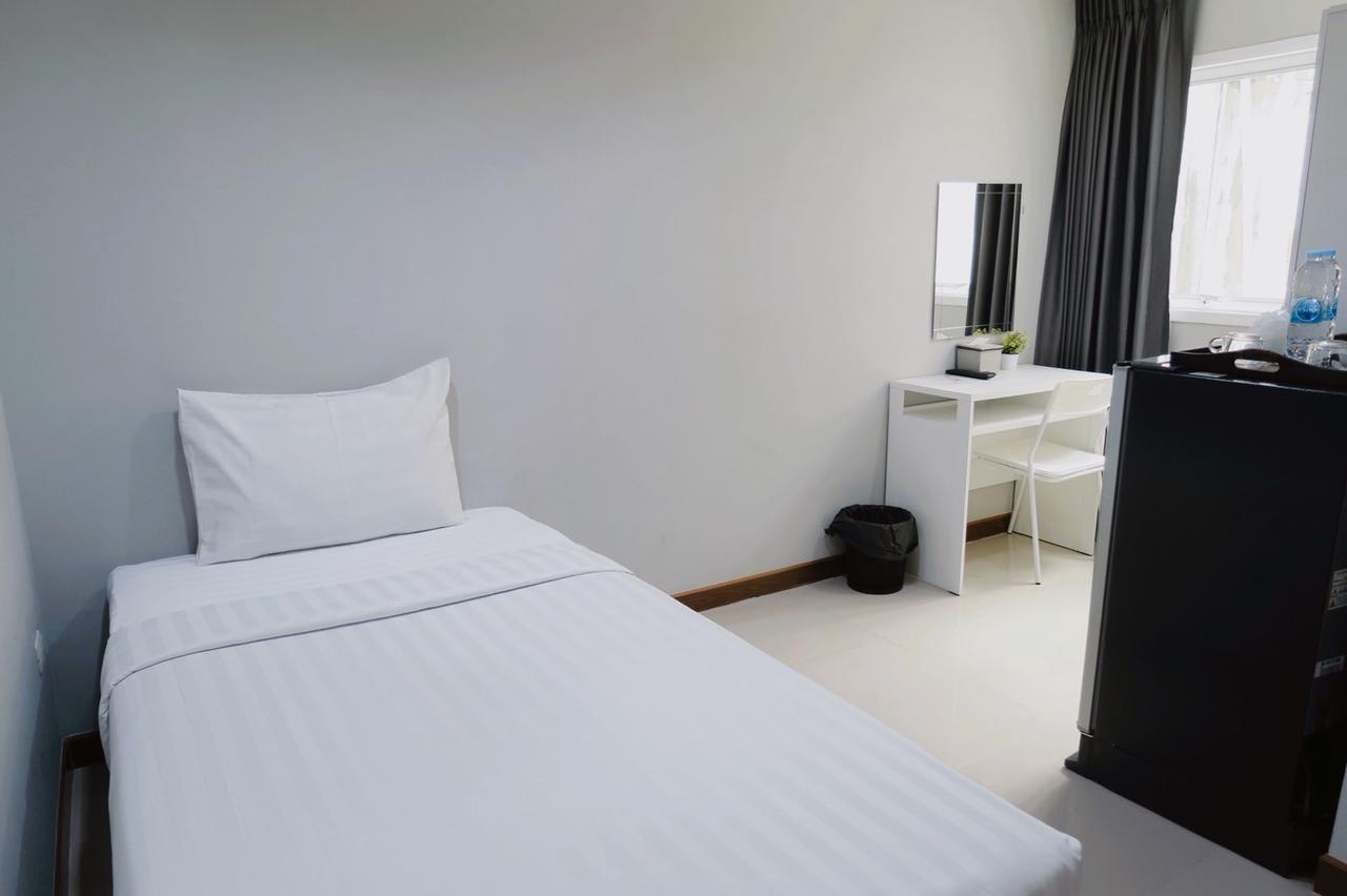 S44Room Bangkok Extérieur photo